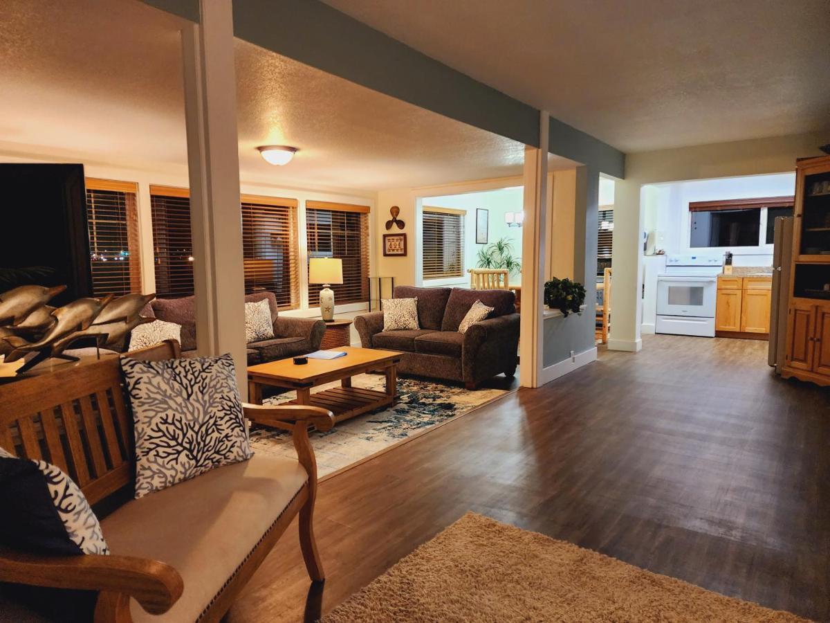 Inn At Arch Rock デポー・ベイ エクステリア 写真