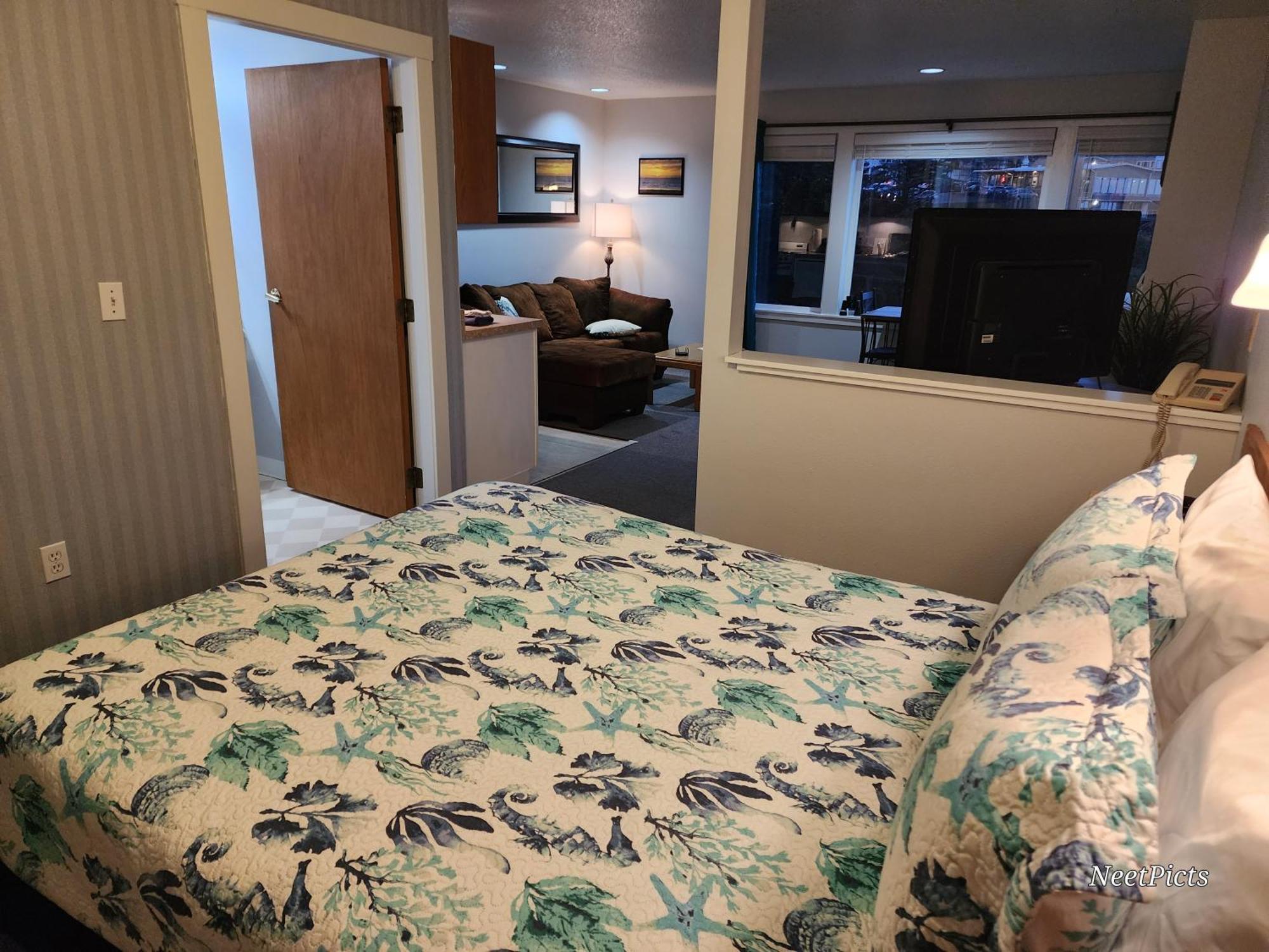 Inn At Arch Rock デポー・ベイ エクステリア 写真