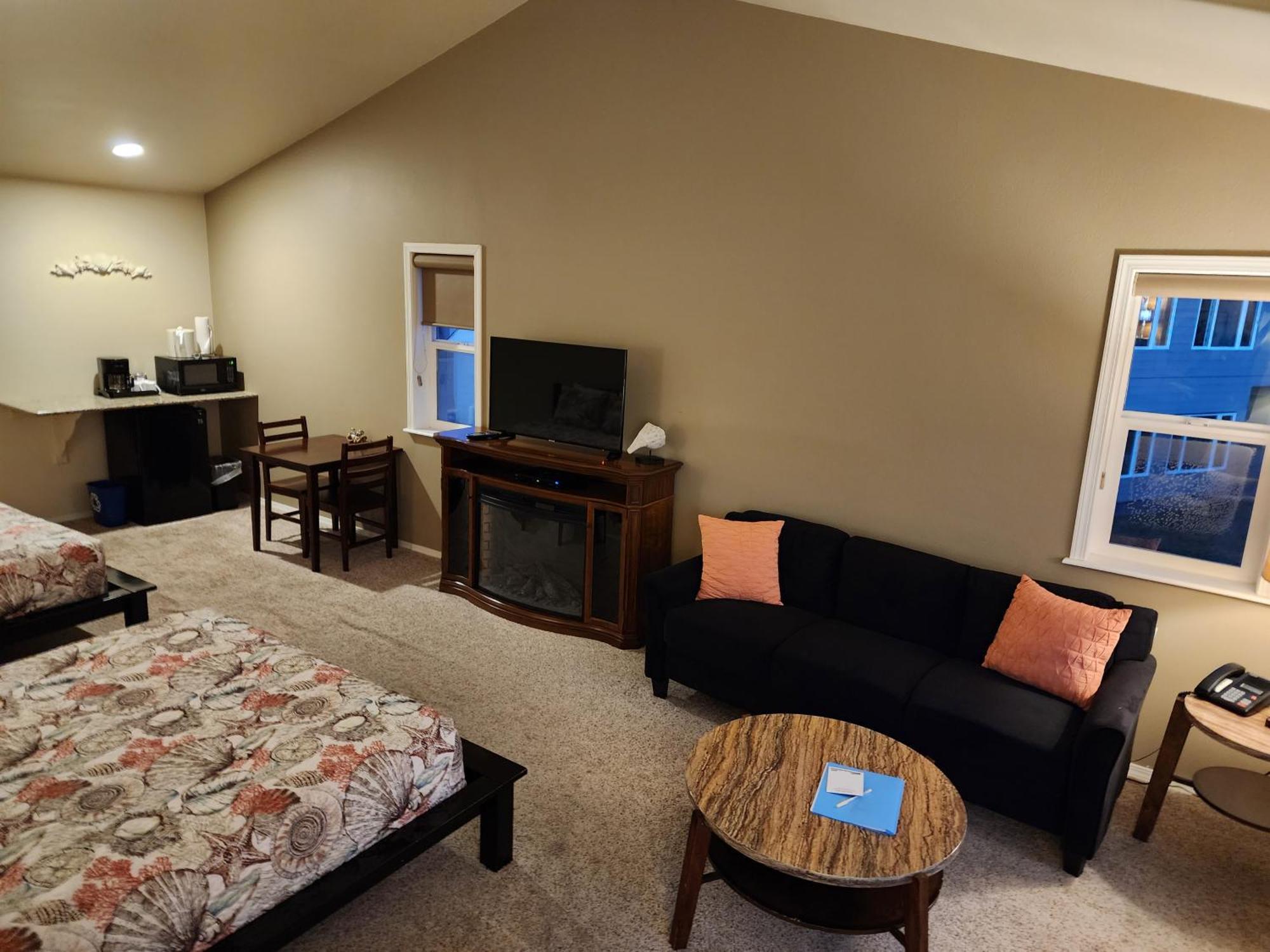 Inn At Arch Rock デポー・ベイ エクステリア 写真