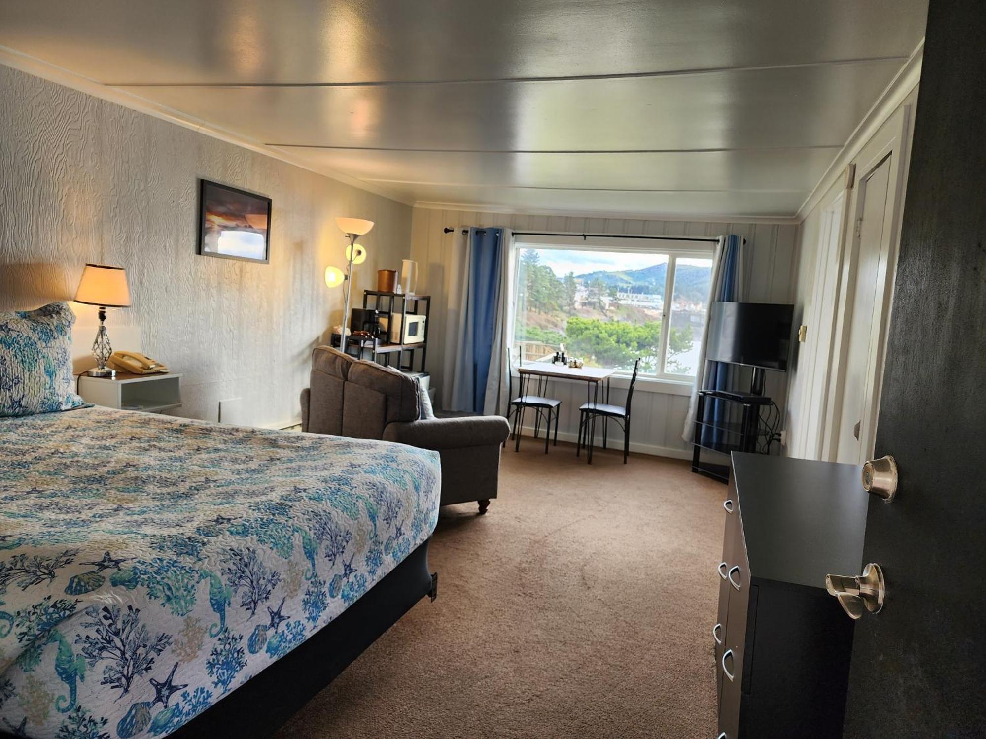 Inn At Arch Rock デポー・ベイ エクステリア 写真